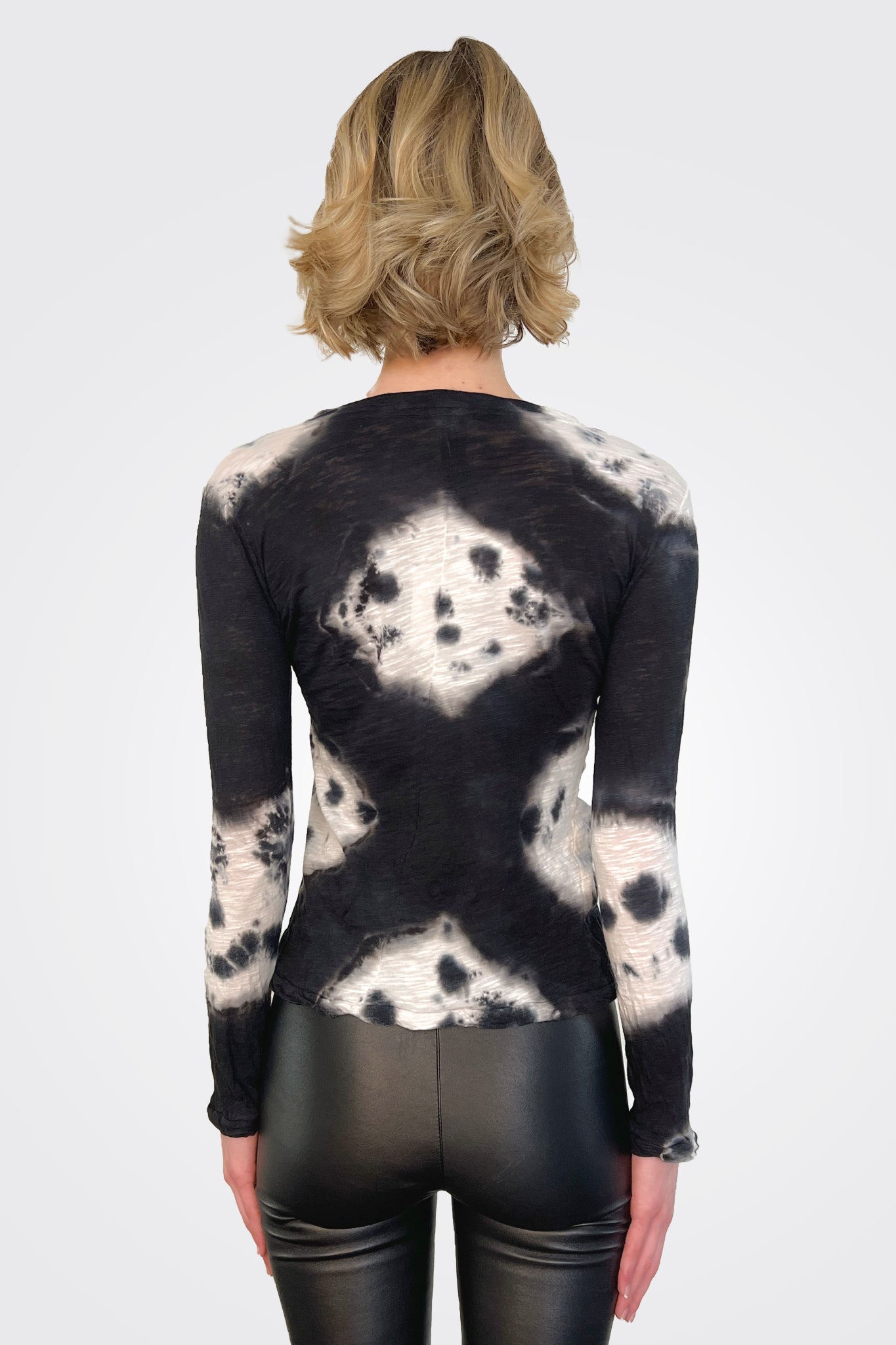 Fitted V Neck Long Sleeve Top - White Stone by Gilda Midani — alternate view