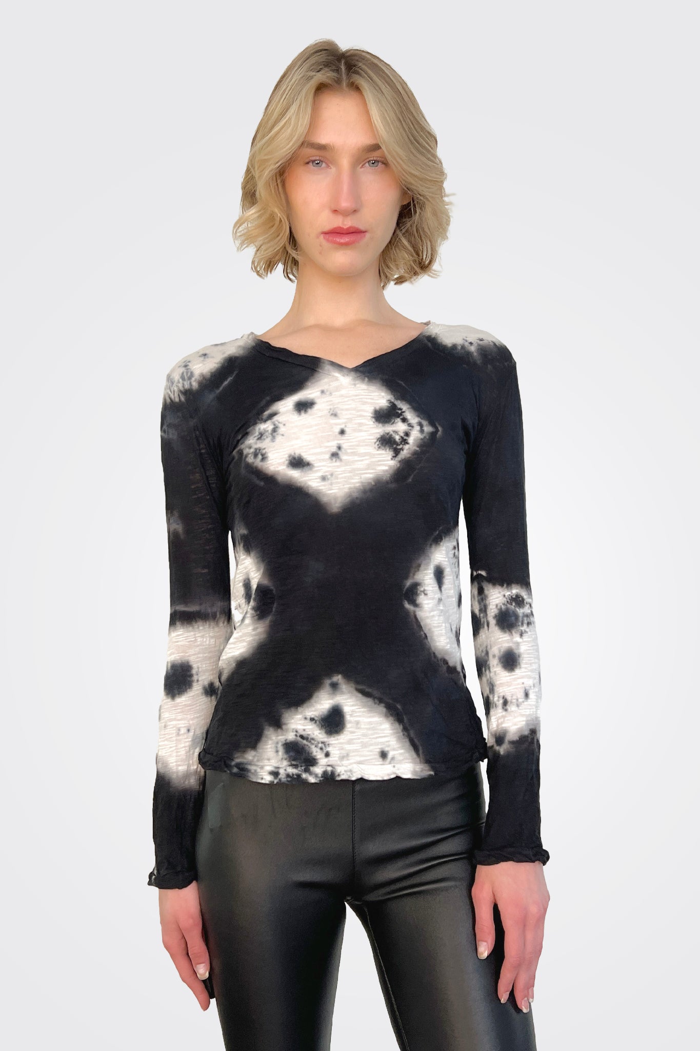 Fitted V Neck Long Sleeve Top - White Stone by Gilda Midani | 25 South Boutiques