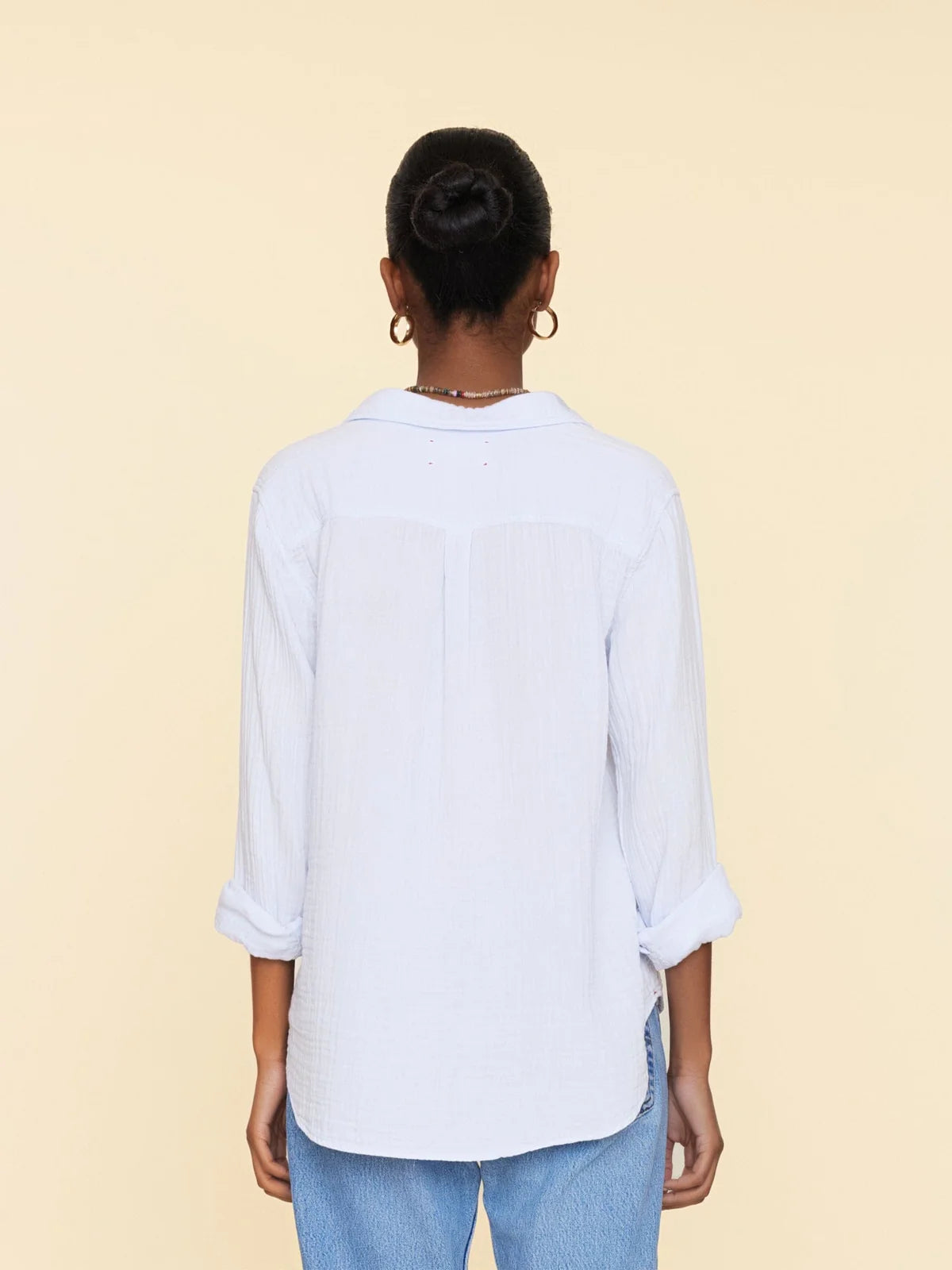 Scout Gauze Shirt - Pale Sky by Xirena — alternate view