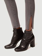 Le Skinny de Jeanne Raw High Slit - Dunaway by Frame — view 5