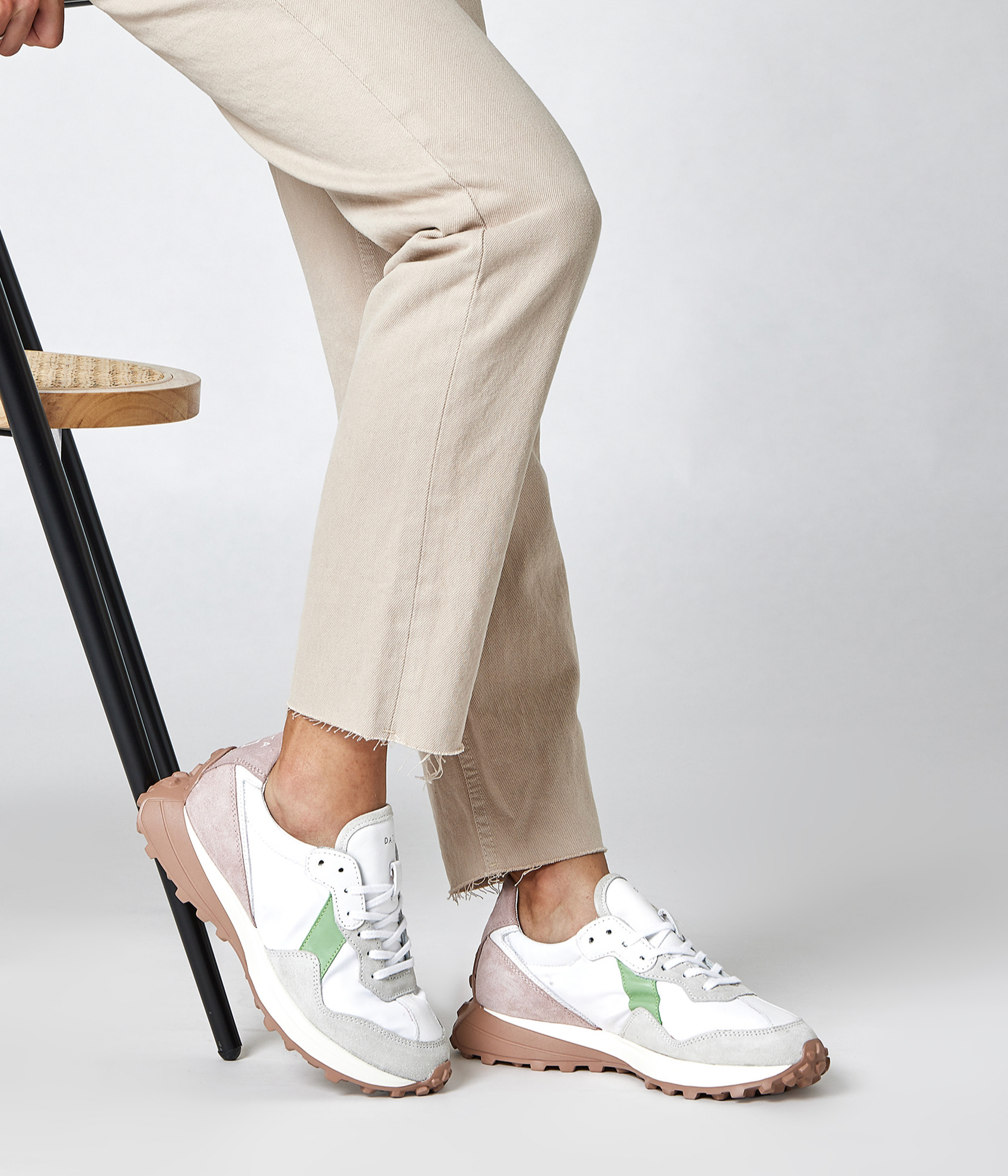 Vetta Sneakers - Colored White Pink by D.A.T.E. — view 6