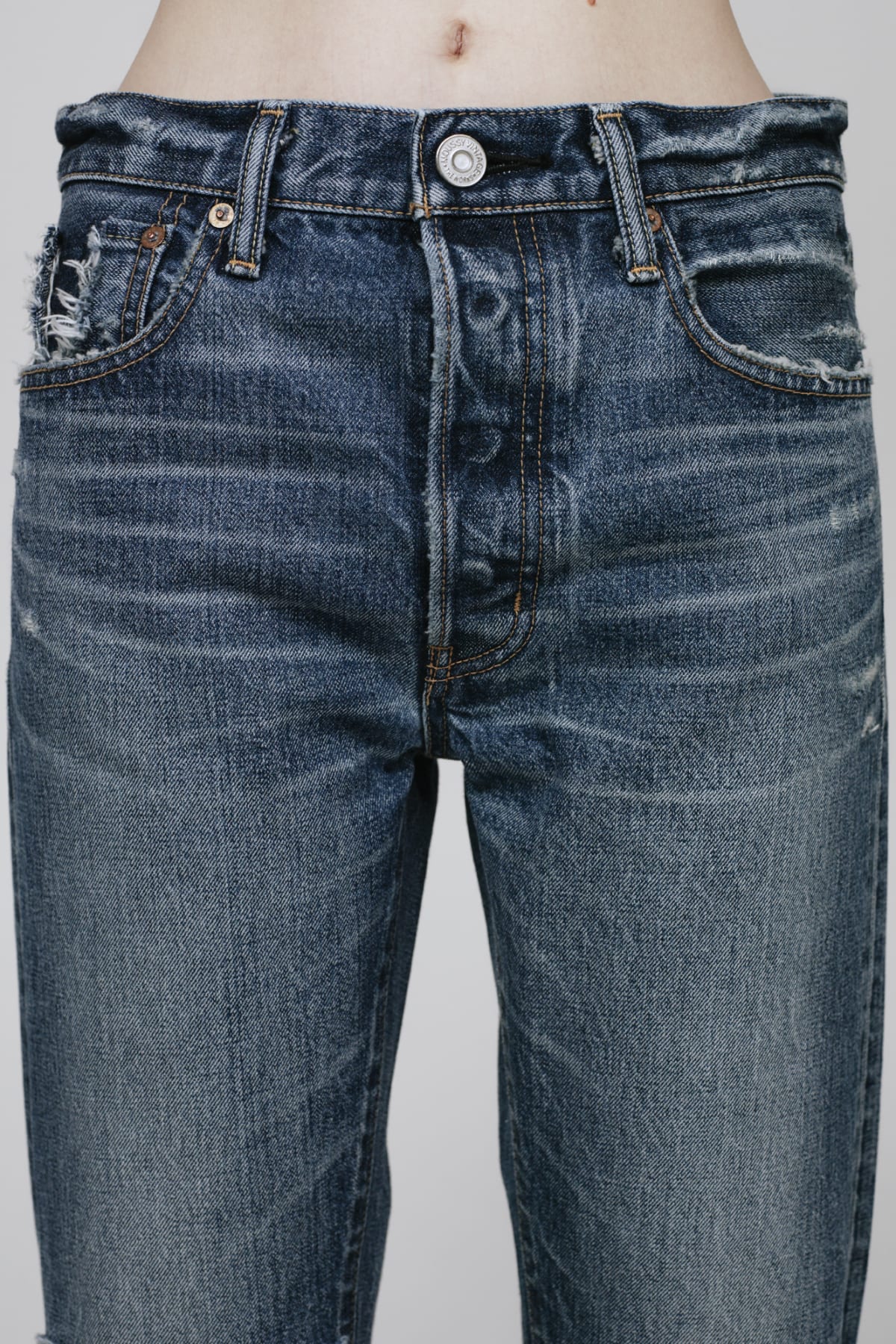 MV Beckton Tapered Jeans - Dark Blue by Moussy — view 6