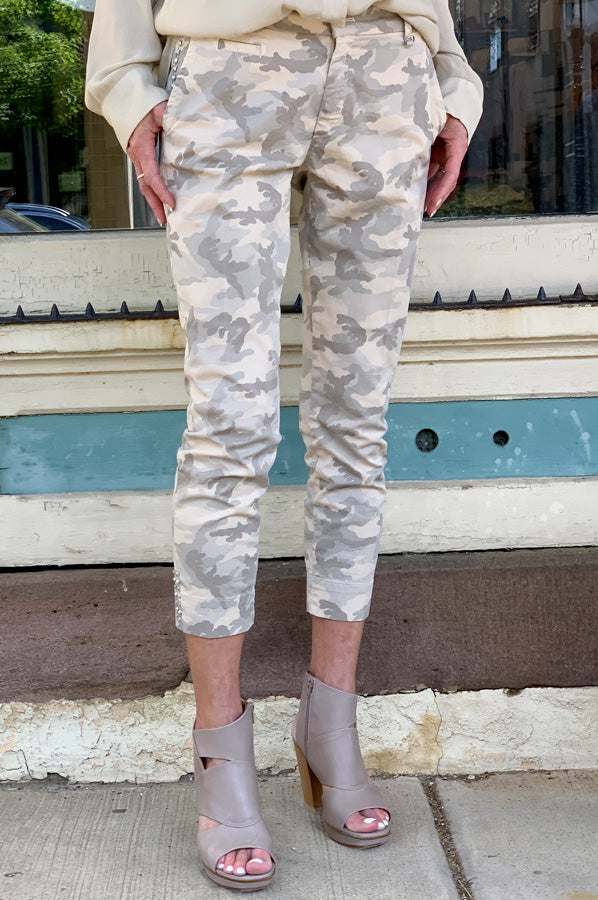 Jacqueline Capri Pants - Camo by Masons — view 3