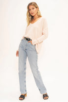 Mae Textured Relaxed V Neck L/S - Cameo Rose by Project Social T — view 4