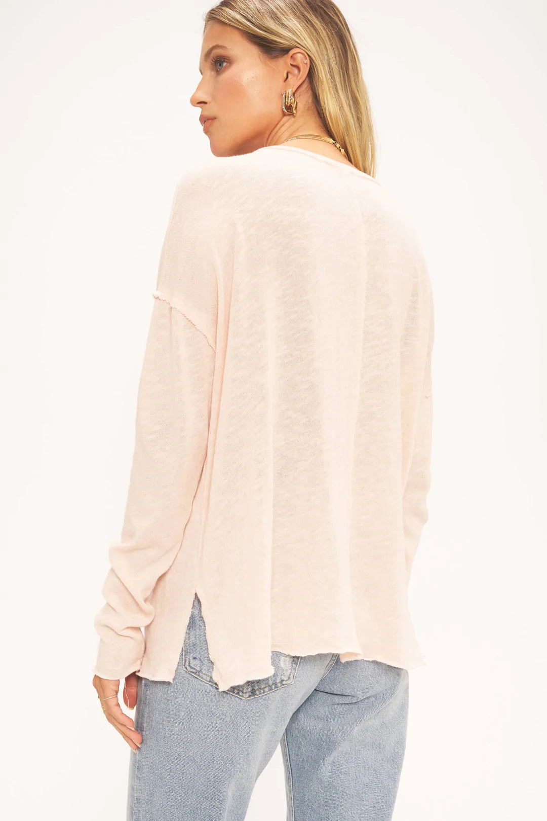 Mae Textured Relaxed V Neck L/S - Cameo Rose by Project Social T — alternate view