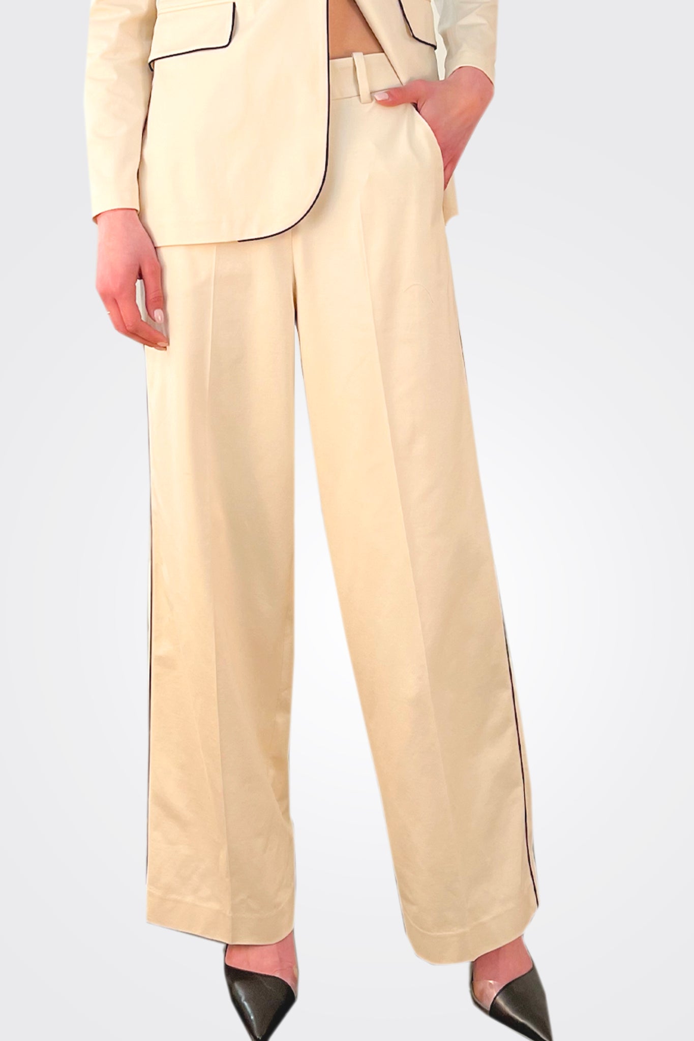 Mid Rise Wide Leg Trousers - Sugar by Circolo — alternate view