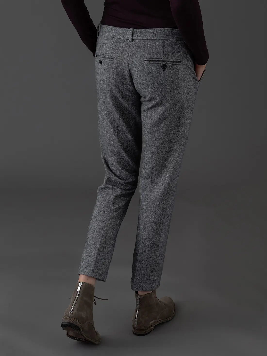 Cotton Chinos Trousers - Forest by Circolo — view 3