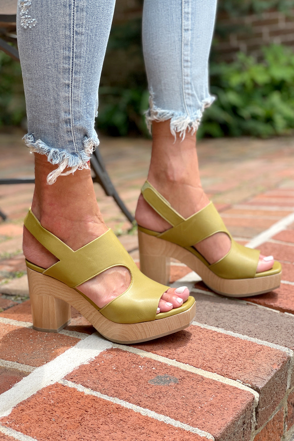 Vicky Clog - Torbolino by Coclico — alternate view