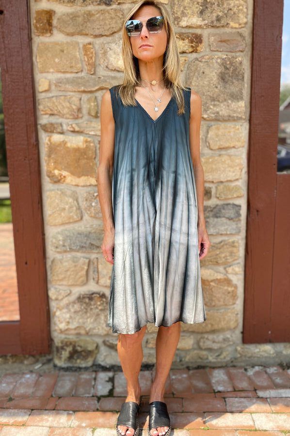 V Neck Dress - Black II by Viviana Uchitel | 25 South Boutiques