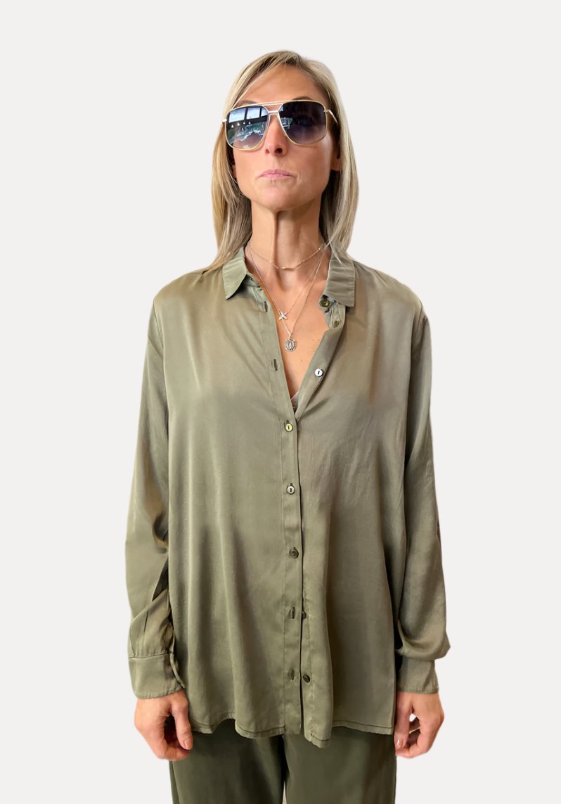 Stretch Satin Silk Shirt - Green by Transit Par-Such | 25 South Boutiques