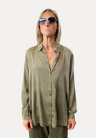 Stretch Satin Silk Shirt - Green by Transit Par-Such | 25 South Boutiques