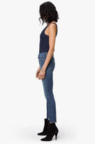 The Looker Ankle Fray Denim - Gutterpunk by MOTHER — alternate view