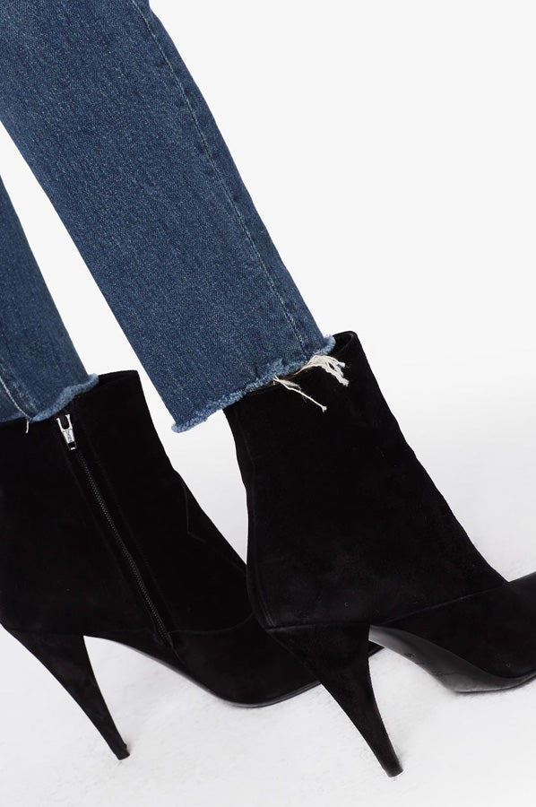 The Looker Ankle Fray Denim - Gutterpunk by MOTHER — view 4