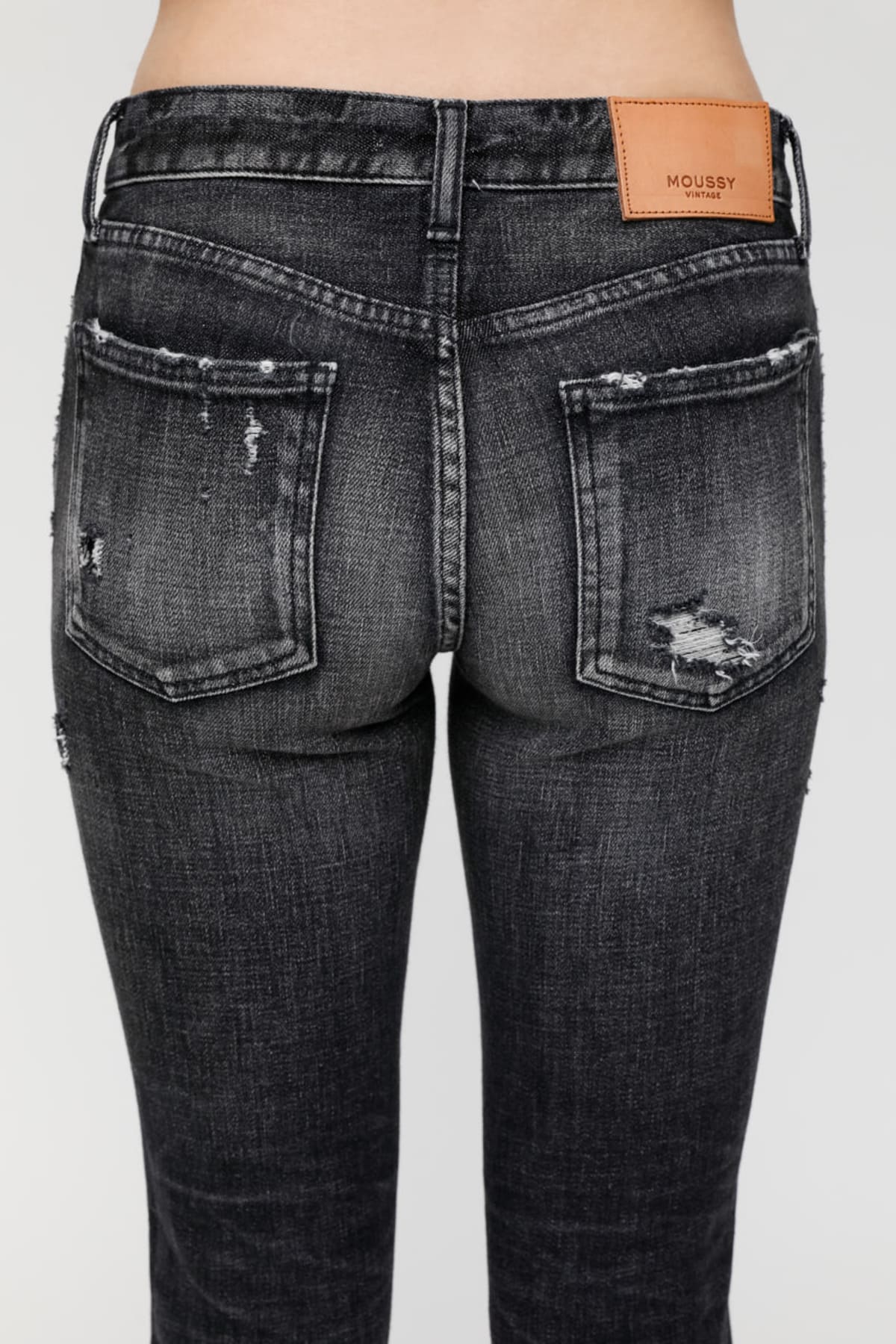 MV Glendele Skinny Jeans - Black by Moussy — view 5