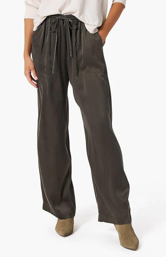 Luca Silk Pant - Moss by Xirena — view 3