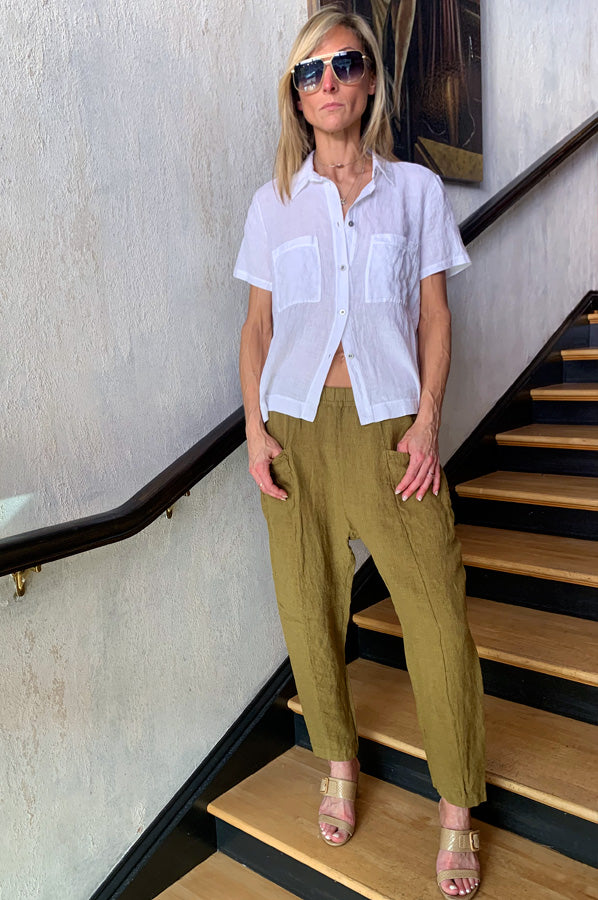 Short Sleeve Button Down Shirt - White by Transit Par-Such — alternate view