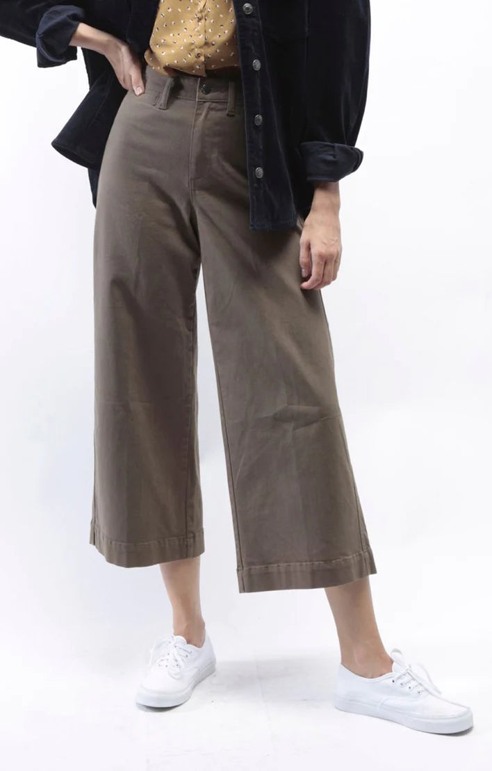Greer Cropped Wide Leg Denim - Olive by Oat NY | 25 South Boutiques