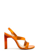 Kelly Sandal - Laranja by Schutz | 25 South Boutiques