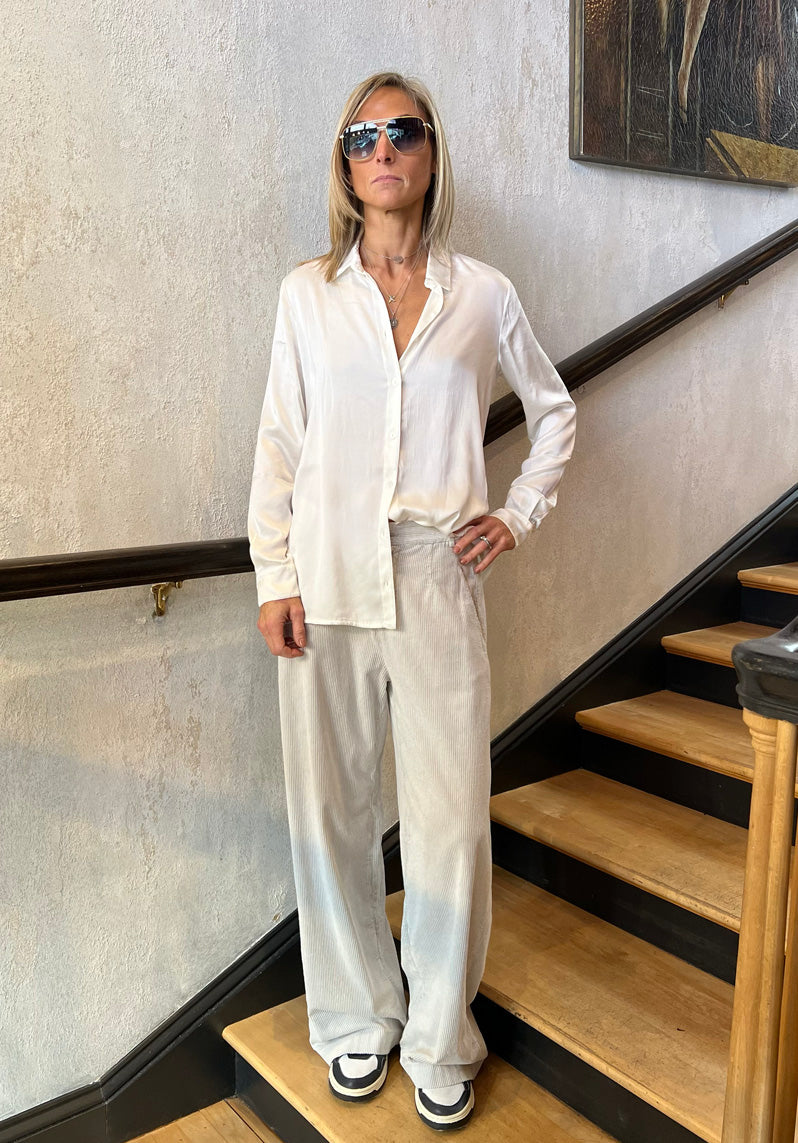 Stretch Satin Silk Shirt - Off White by Transit Par-Such — alternate view