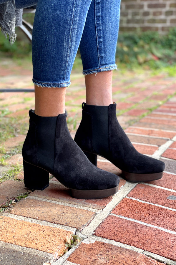 Ruba Clog Boot - Otter Black by Coclico — alternate view