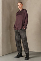 Stretch Satin Silk Shirt - Burgundy by Transit Par-Such — view 4