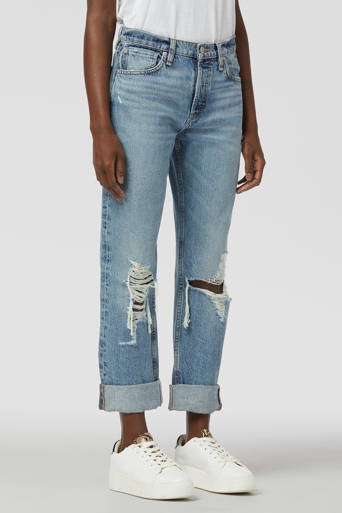 Thalia 90s Loose Fit Jean - Feel Alive by Hudson — view 6