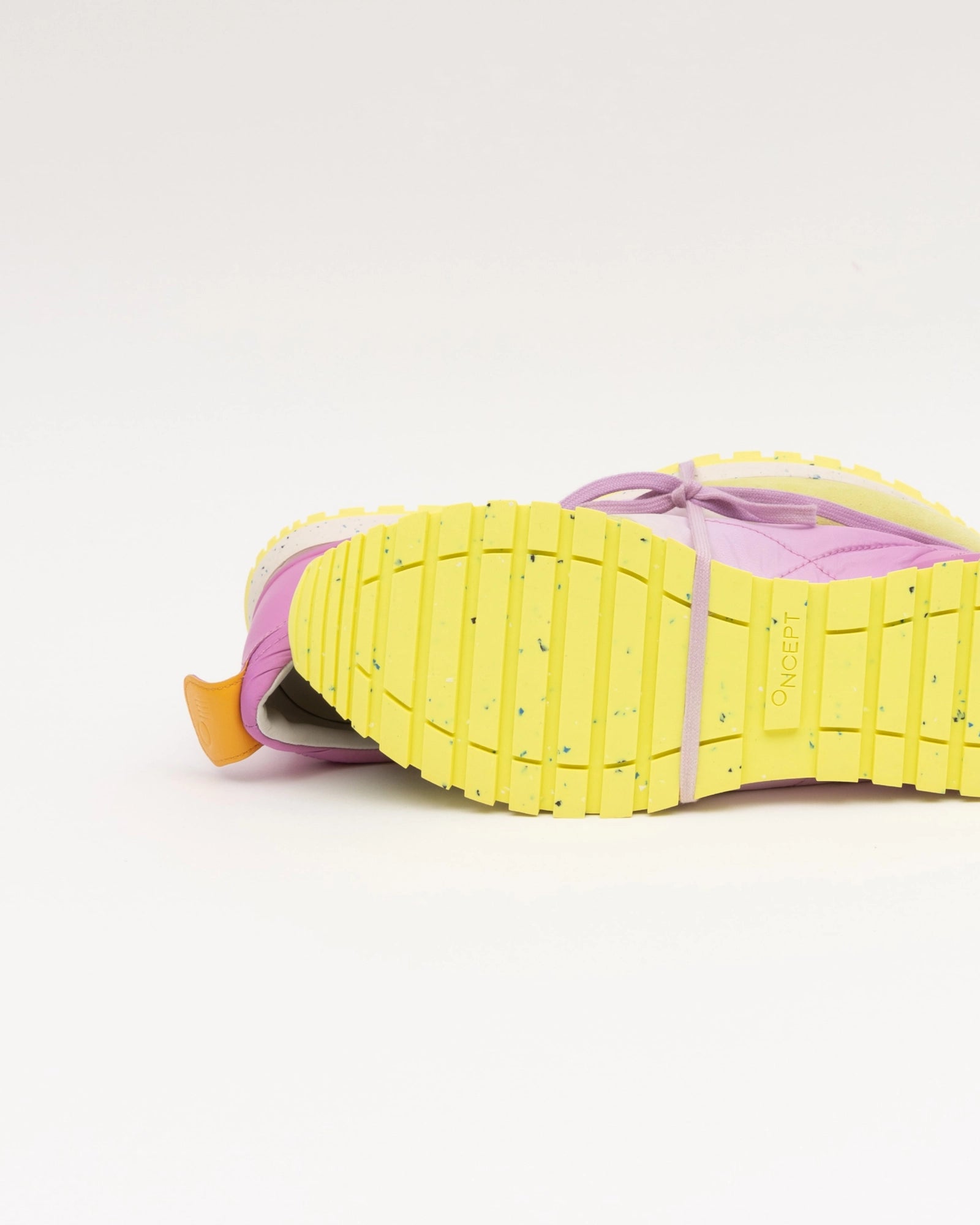 Tokyo Sneaker - Cosmo by ONCEPT — view 4