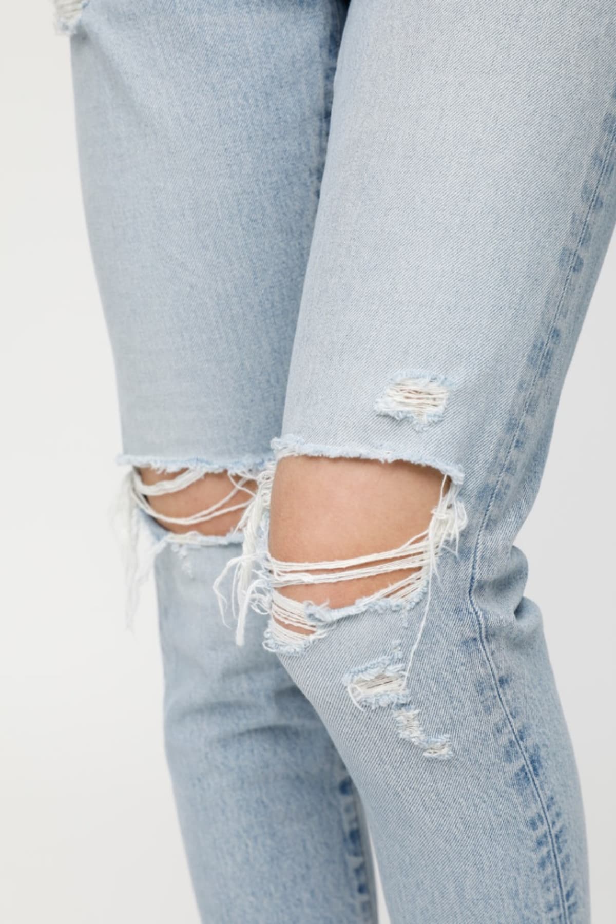 MV Yardley Tapered Jeans - Light Blue by Moussy — view 6